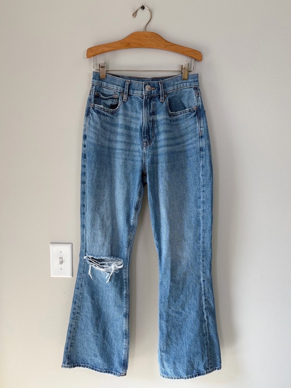 American Eagle Highest Rise 90s Flare Jeans